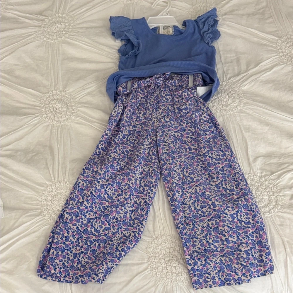Lot of toddler sets - Picture 5 of 5